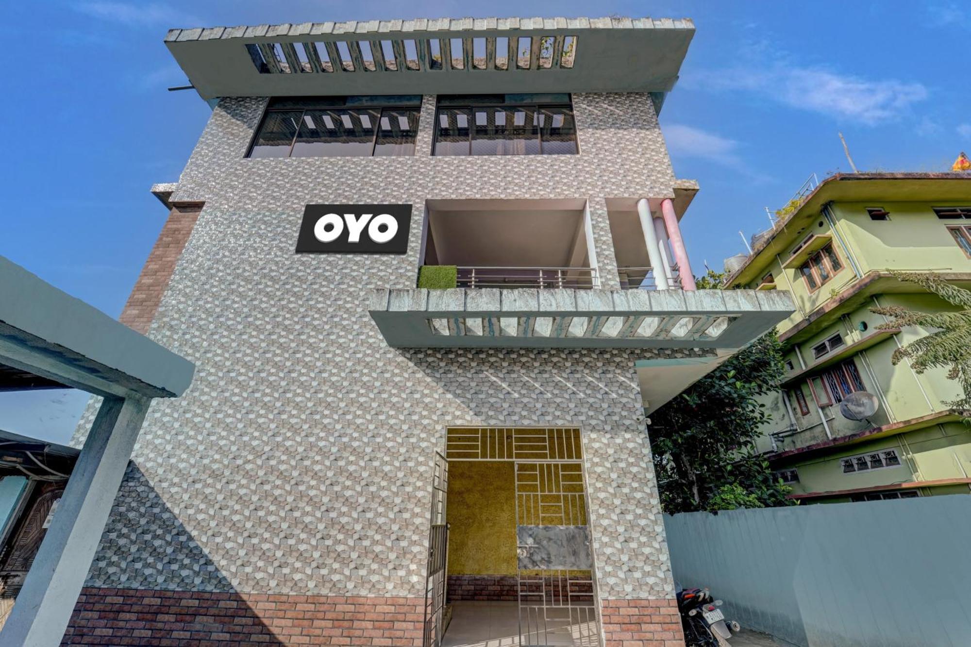 Hotel O Home Trimurti Guest House Guwahati Exterior foto